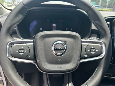 2026 Volvo XC40 B5 Ultra