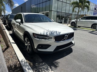 2026 Volvo V60 Cross Country B5 Plus