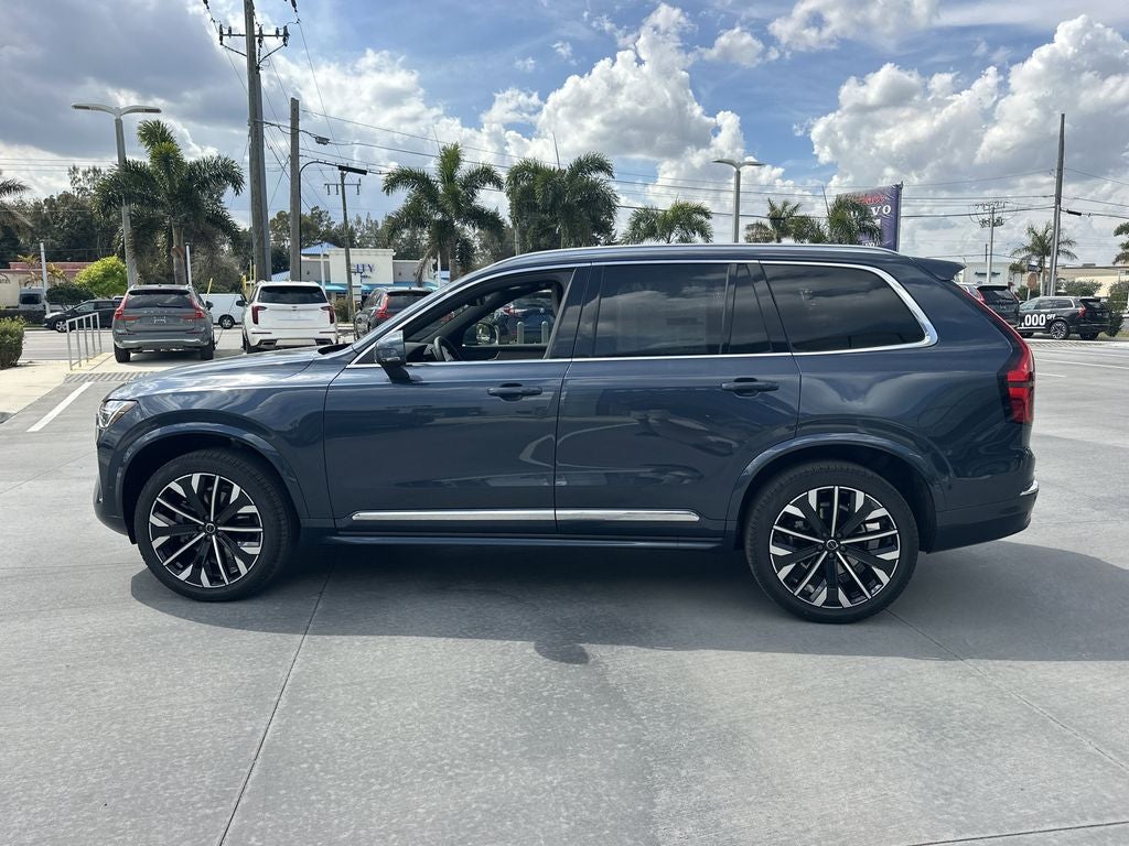 2026 Volvo XC90 B5 Plus