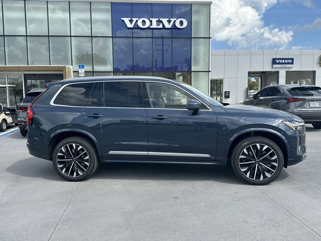 2026 Volvo XC90 B5 Plus