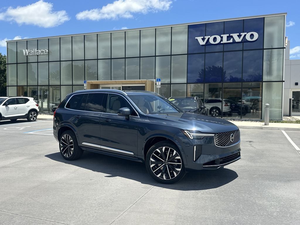 2026 Volvo XC90 B5 Plus