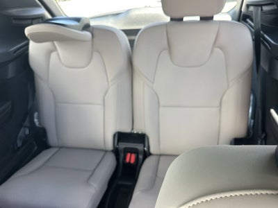 2026 Volvo XC90 B5 Plus