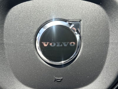2026 Volvo XC90 B5 Plus