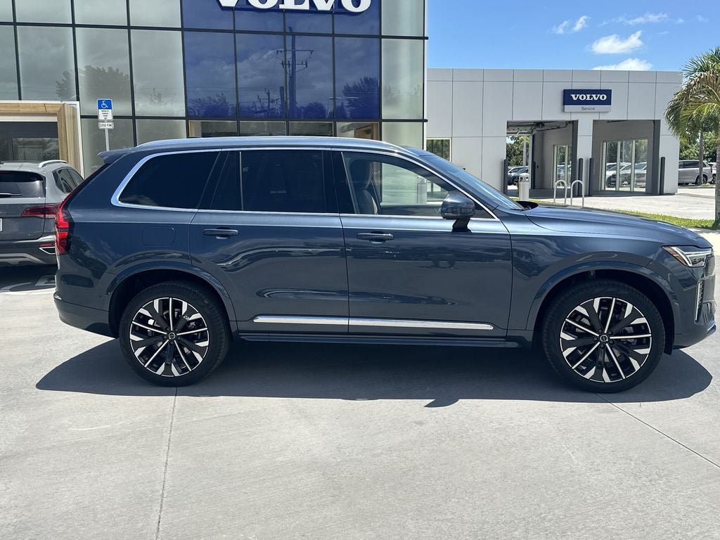 2026 Volvo XC90 B5 Plus