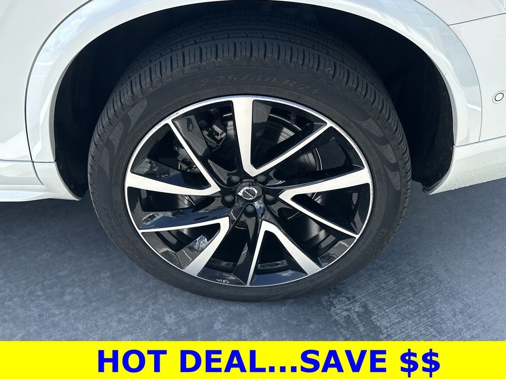 2025 Volvo XC90 B5 Plus