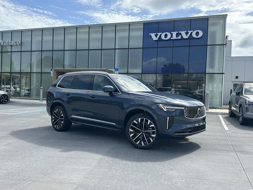 2026 Volvo XC90 B5 Plus