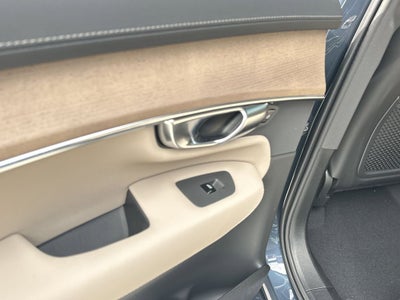 2026 Volvo XC90 B5 Plus