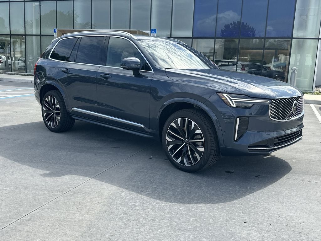 2026 Volvo XC90 B5 Plus