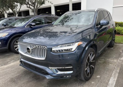 2025 Volvo XC90 B5 Plus