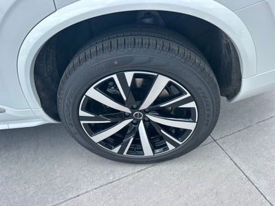 2026 Volvo XC90 B5 Core