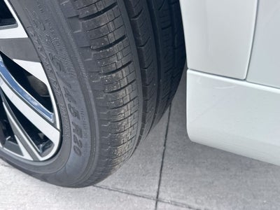 2026 Volvo XC90 B5 Core