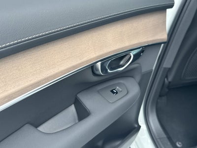 2026 Volvo XC90 B5 Core