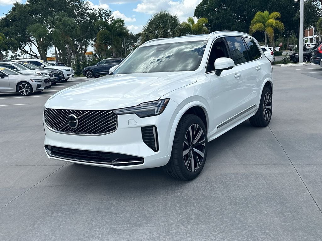 2026 Volvo XC90 B5 Core