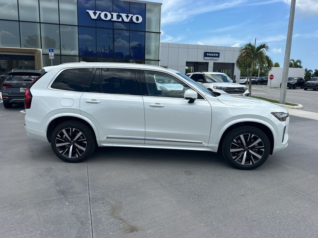 2026 Volvo XC90 B5 Core
