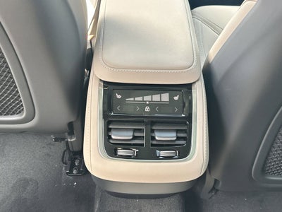 2026 Volvo XC90 B5 Core