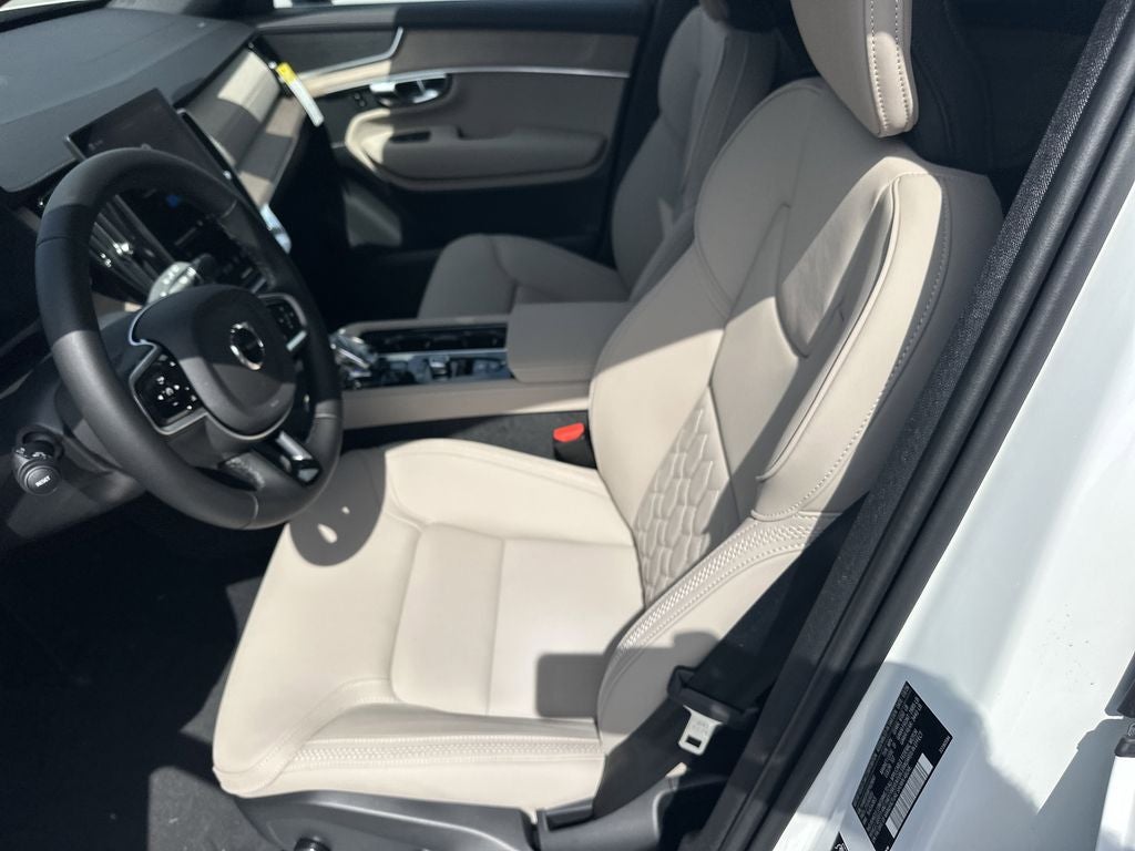 2026 Volvo XC90 B5 Core