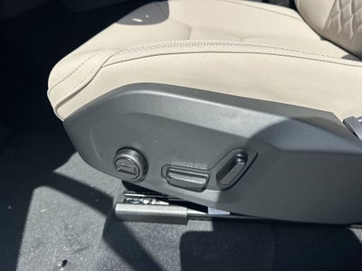 2026 Volvo XC90 B5 Core