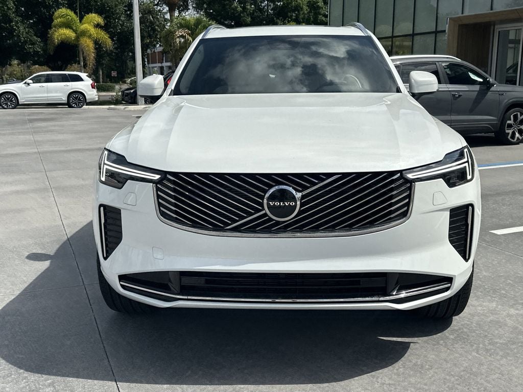 2026 Volvo XC90 B5 Core