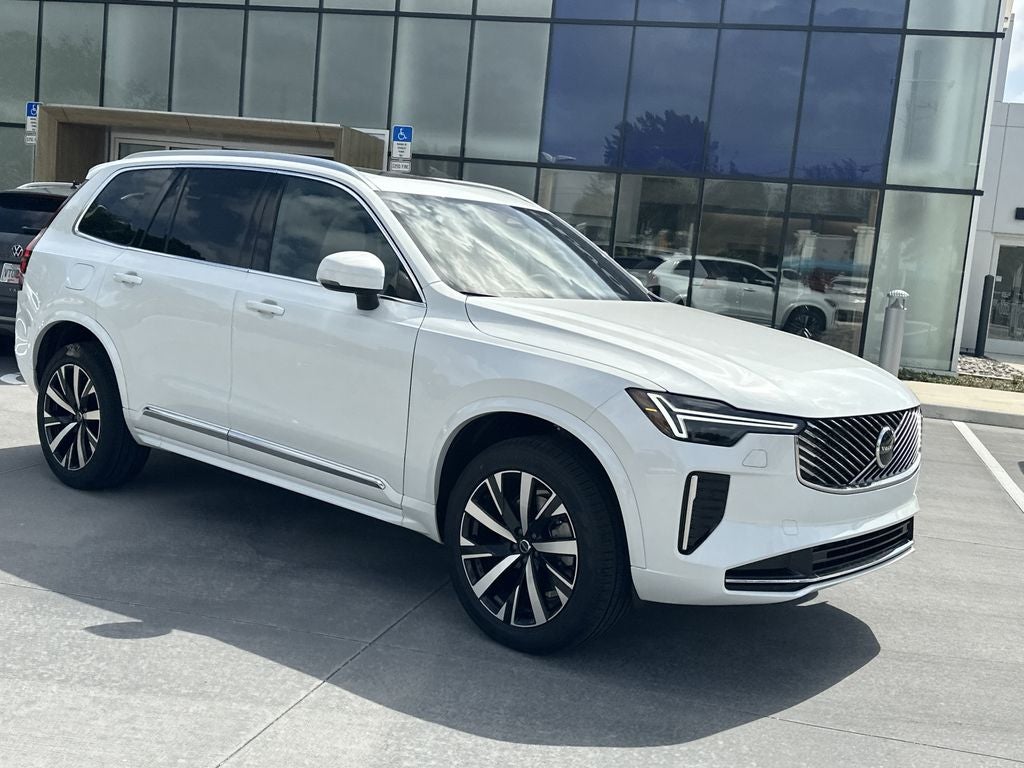 2026 Volvo XC90 B5 Core