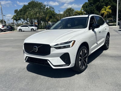 2026 Volvo XC60 B5 Plus