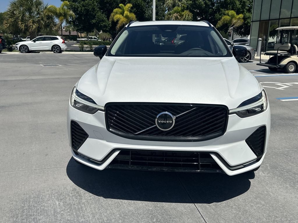 2026 Volvo XC60 B5 Plus