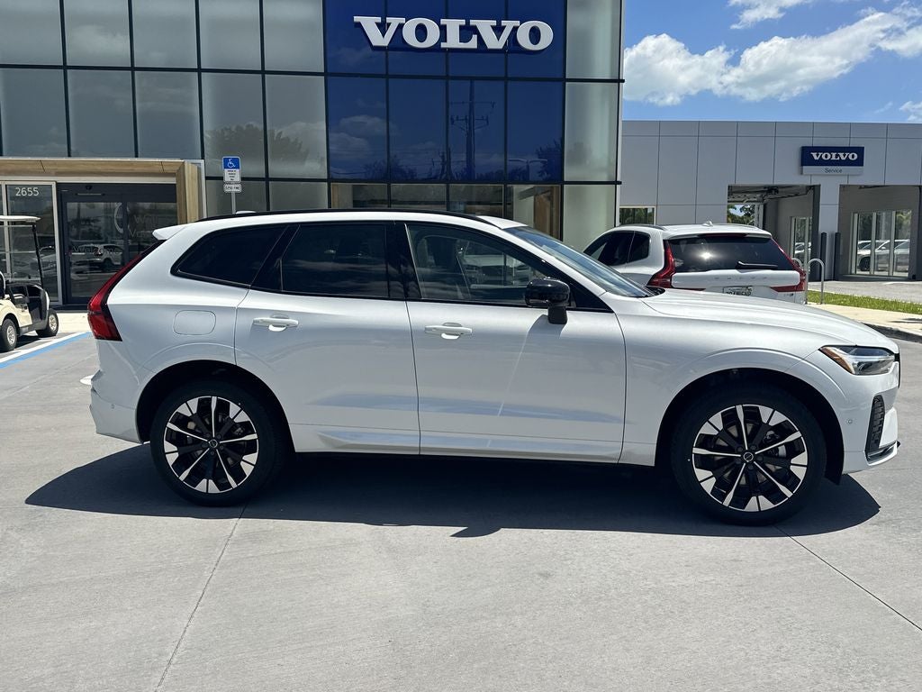 2026 Volvo XC60 B5 Plus