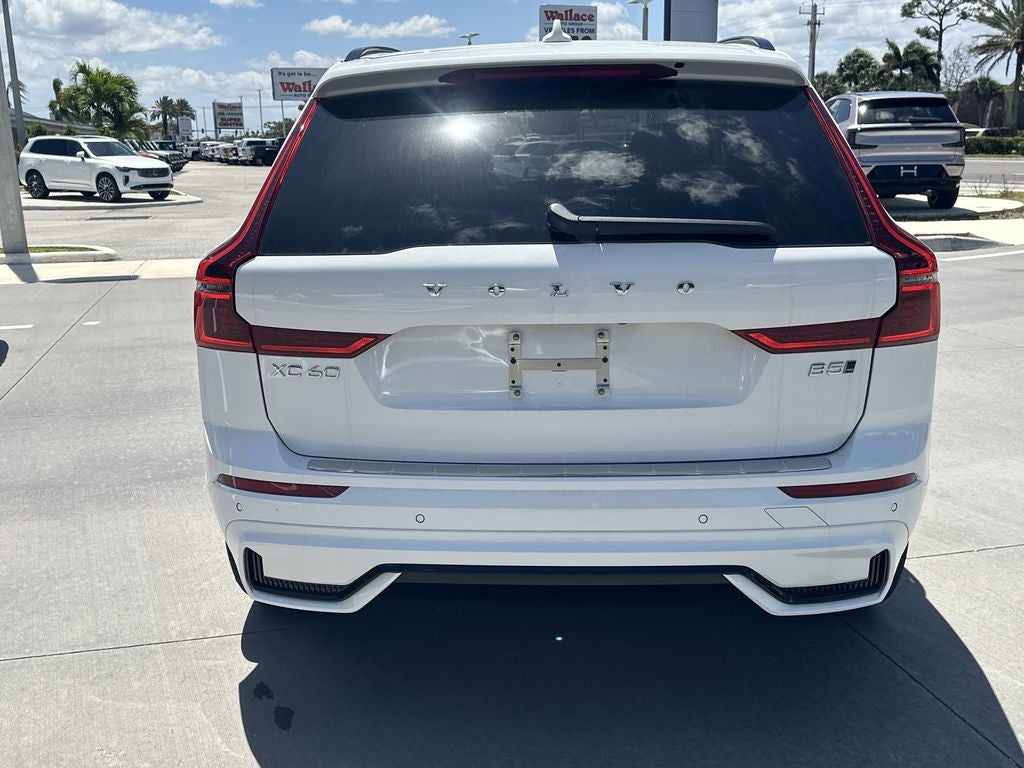 2026 Volvo XC60 B5 Plus