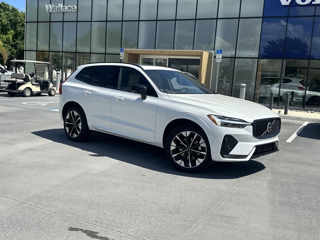 2026 Volvo XC60 B5 Plus