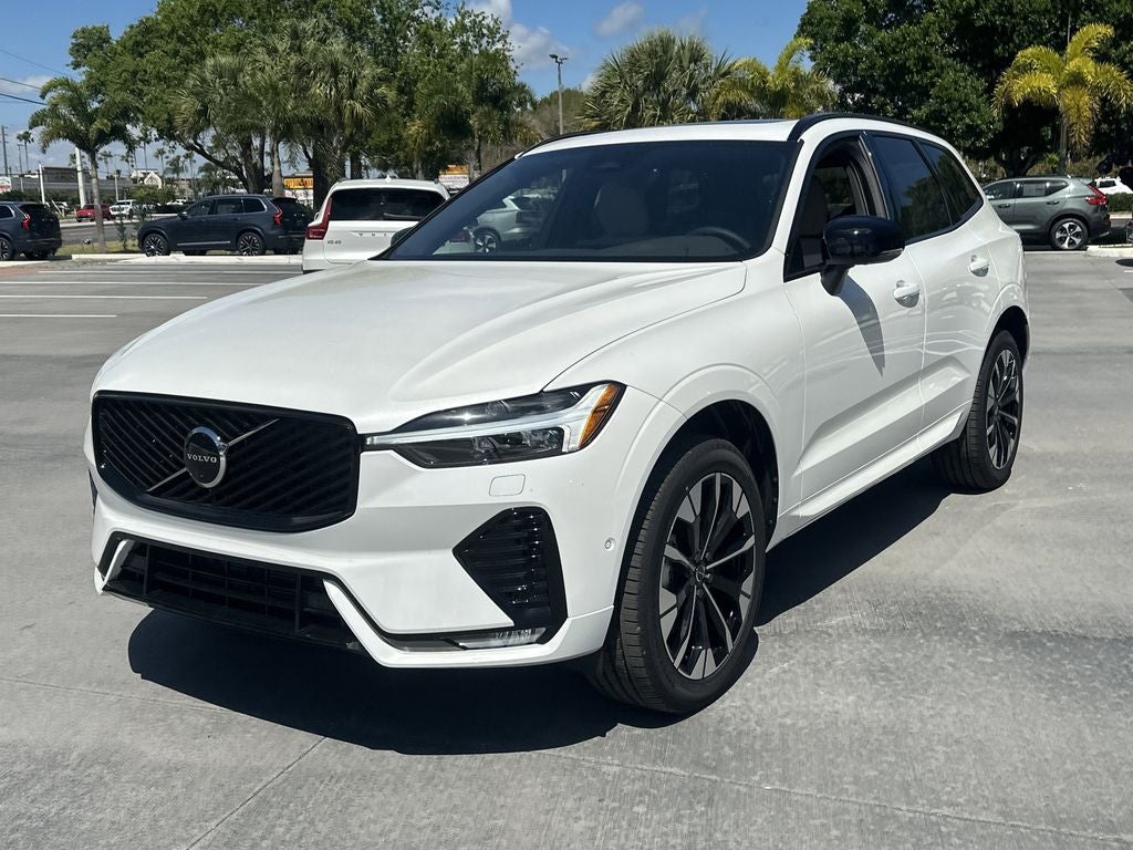 2026 Volvo XC60 B5 Plus