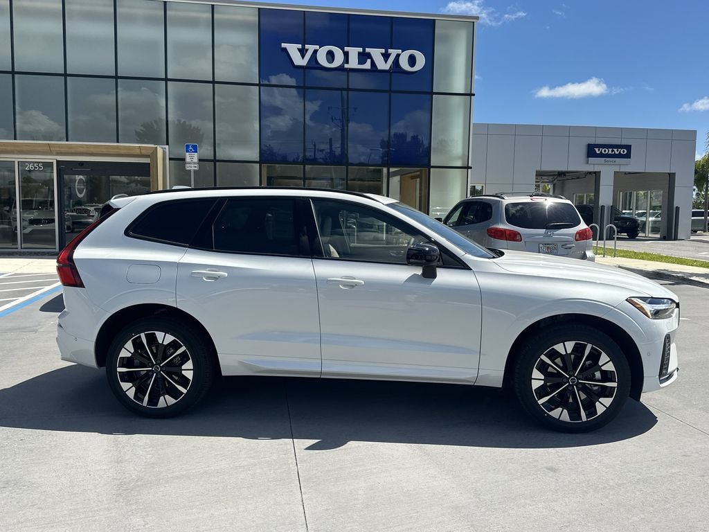 2026 Volvo XC60 B5 Plus