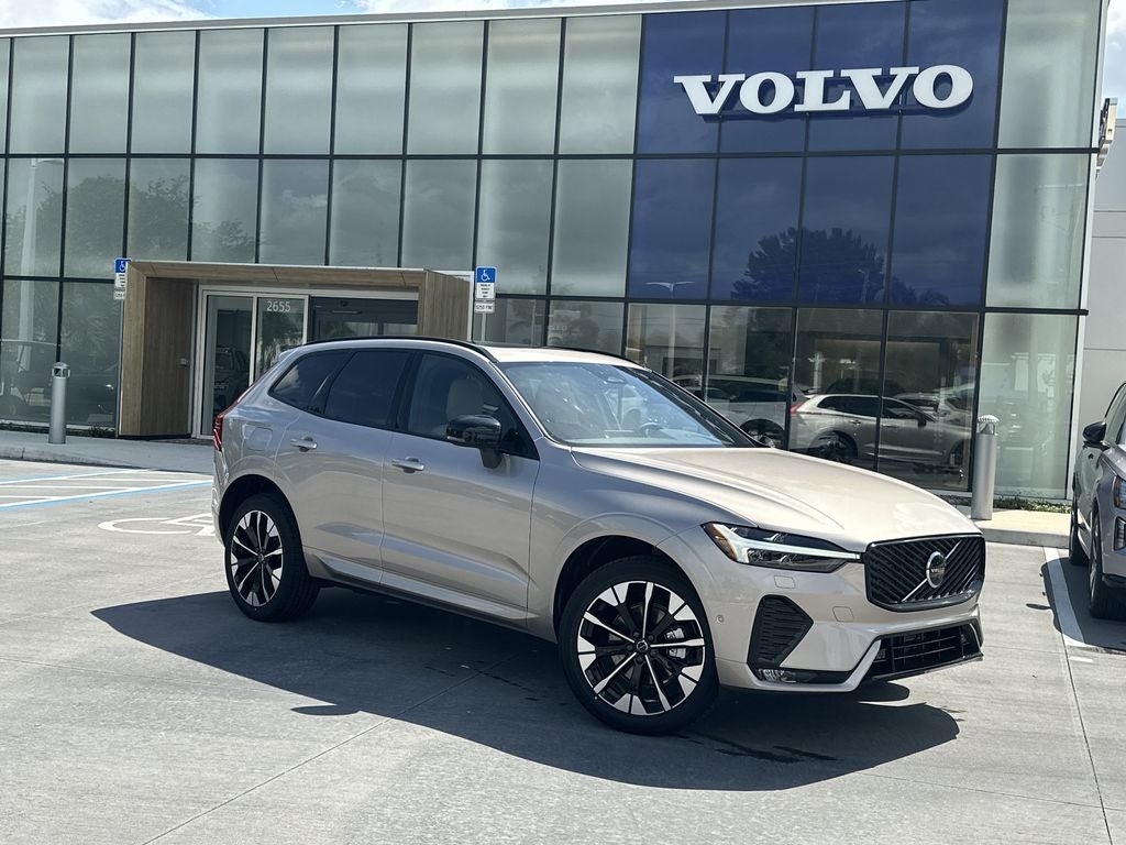 2026 Volvo XC60 B5 Plus