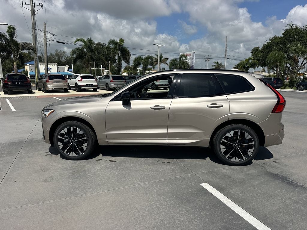 2026 Volvo XC60 B5 Plus