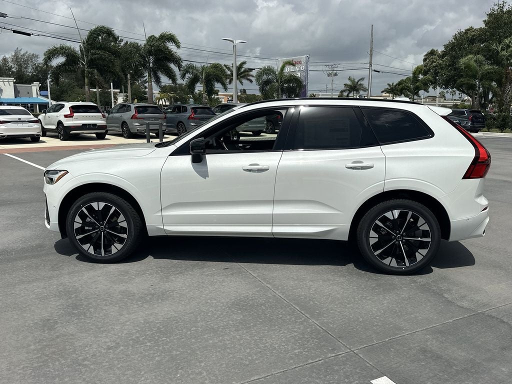 2026 Volvo XC60 B5 Plus