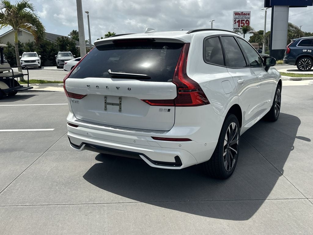 2026 Volvo XC60 B5 Plus