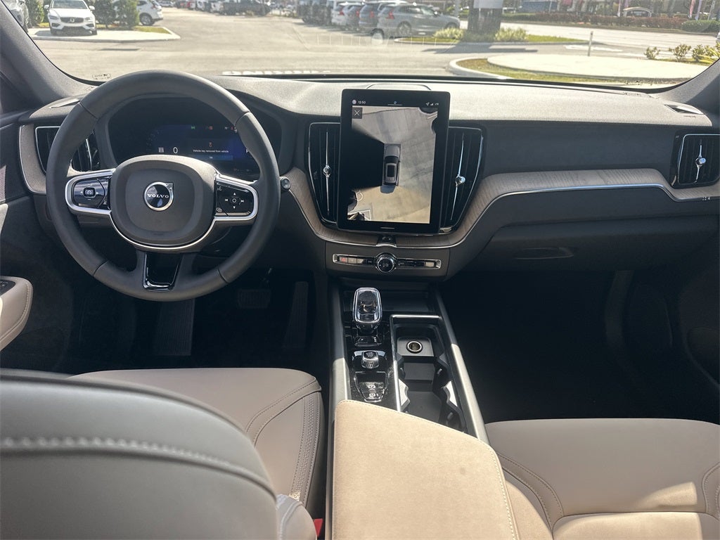 2026 Volvo XC60 B5 Plus