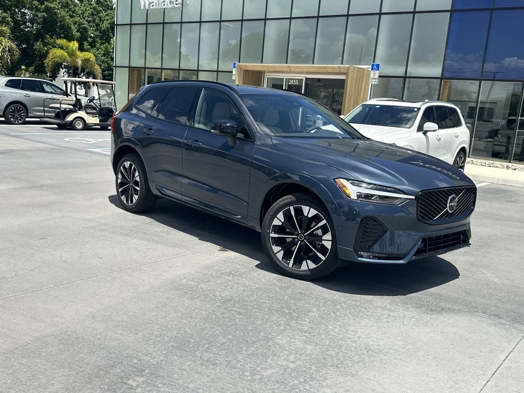 2026 Volvo XC60 B5 Plus
