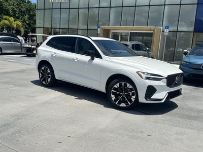 2026 Volvo XC60 B5 Plus