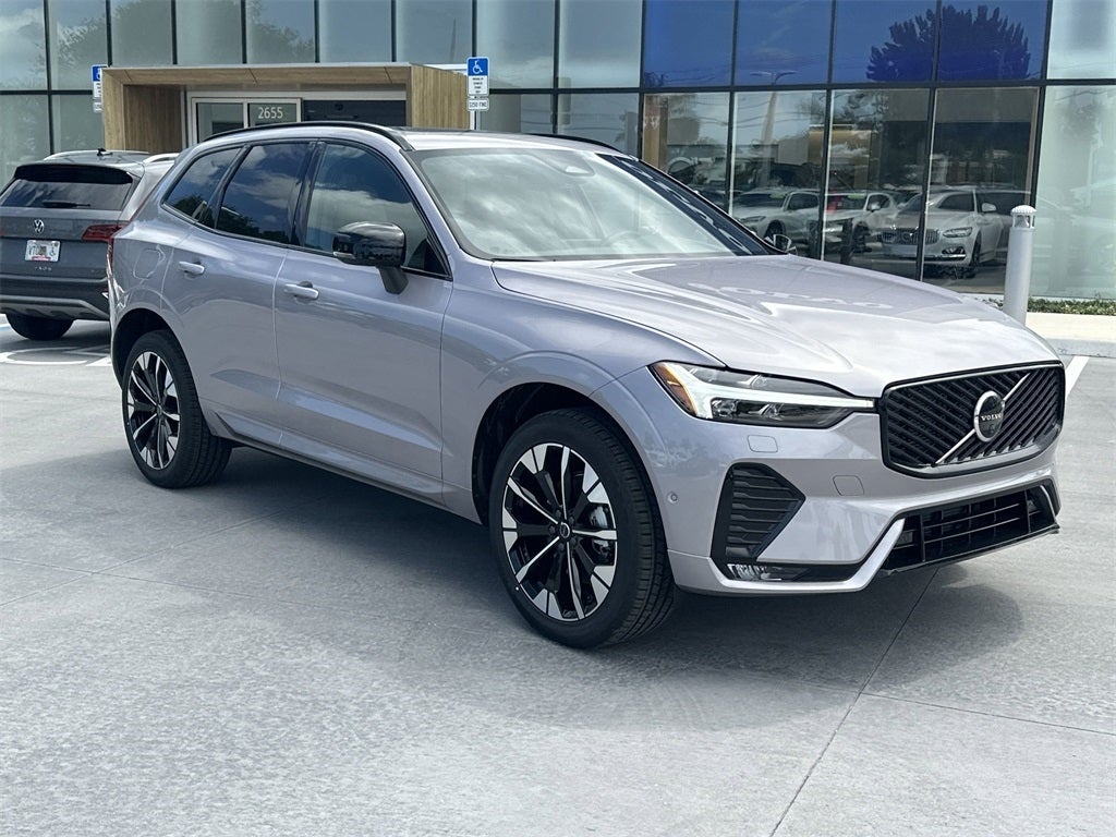 2026 Volvo XC60 B5 Plus