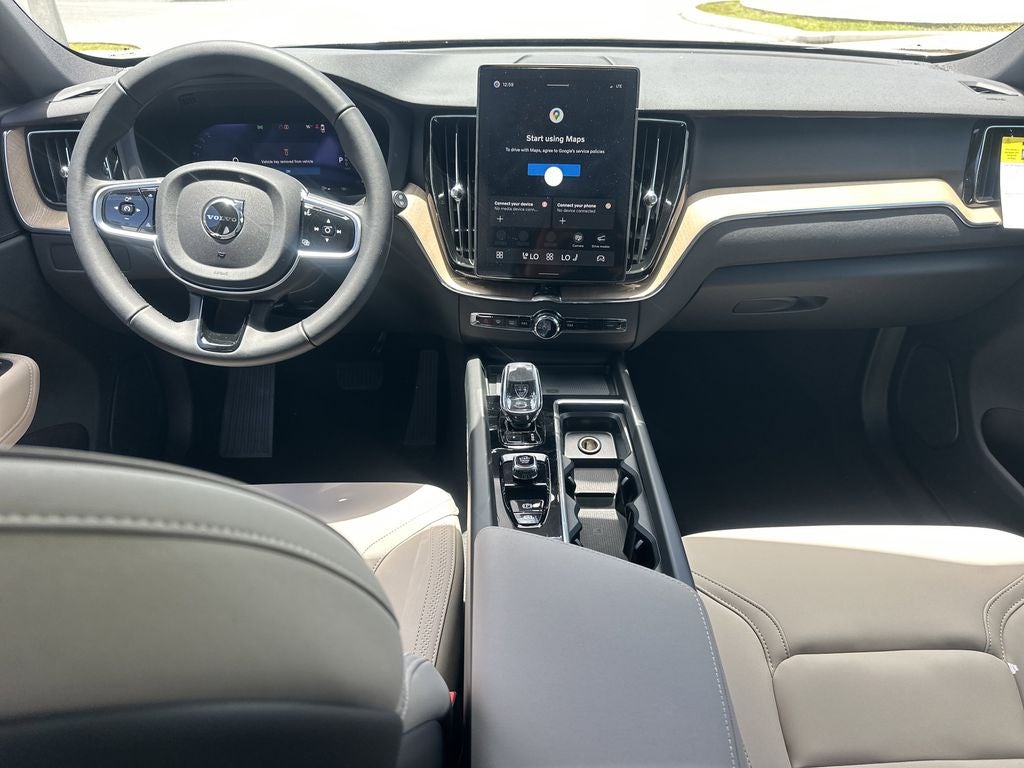 2026 Volvo XC60 B5 Plus