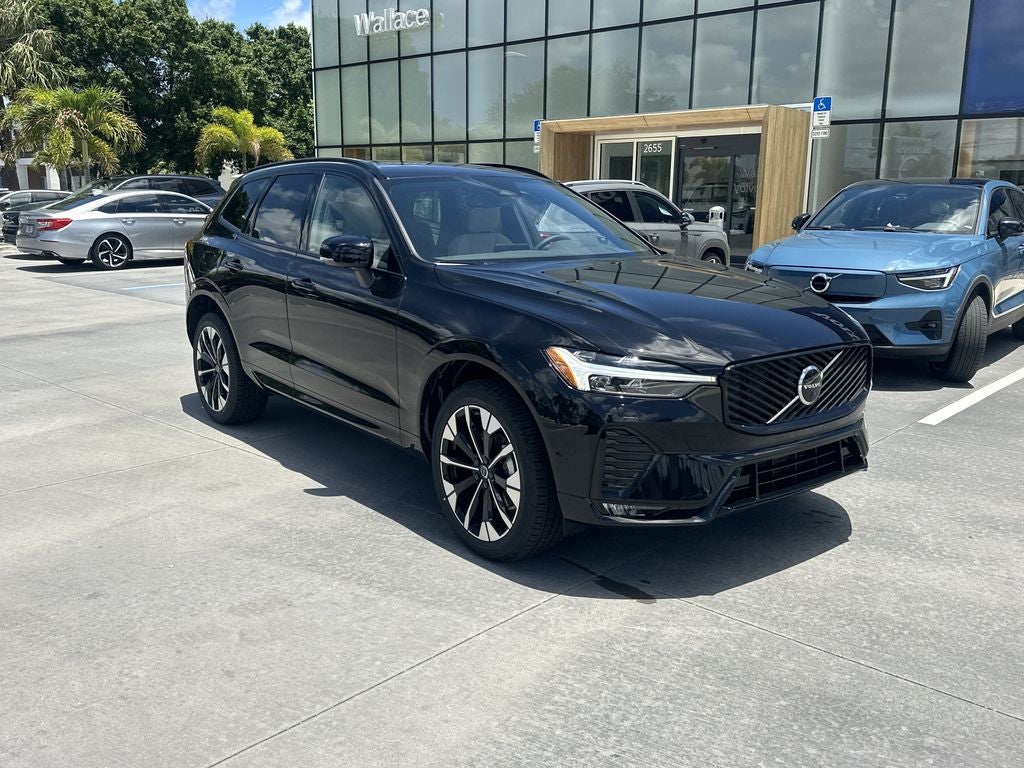 2026 Volvo XC60 B5 Plus