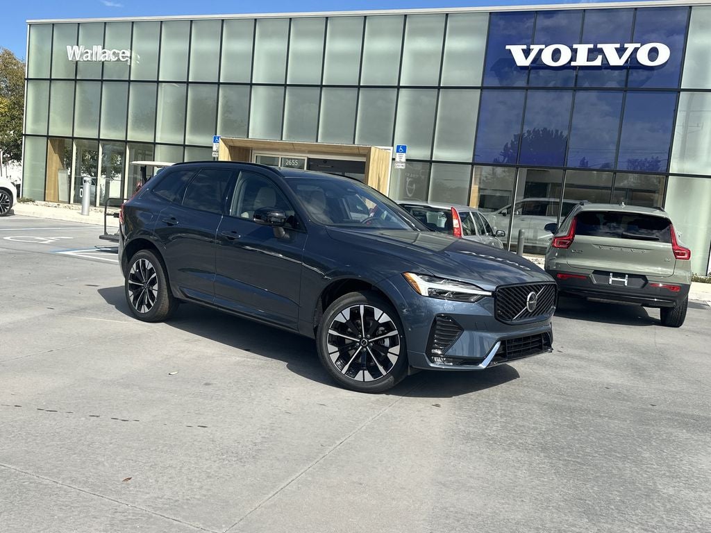2026 Volvo XC60 B5 Plus