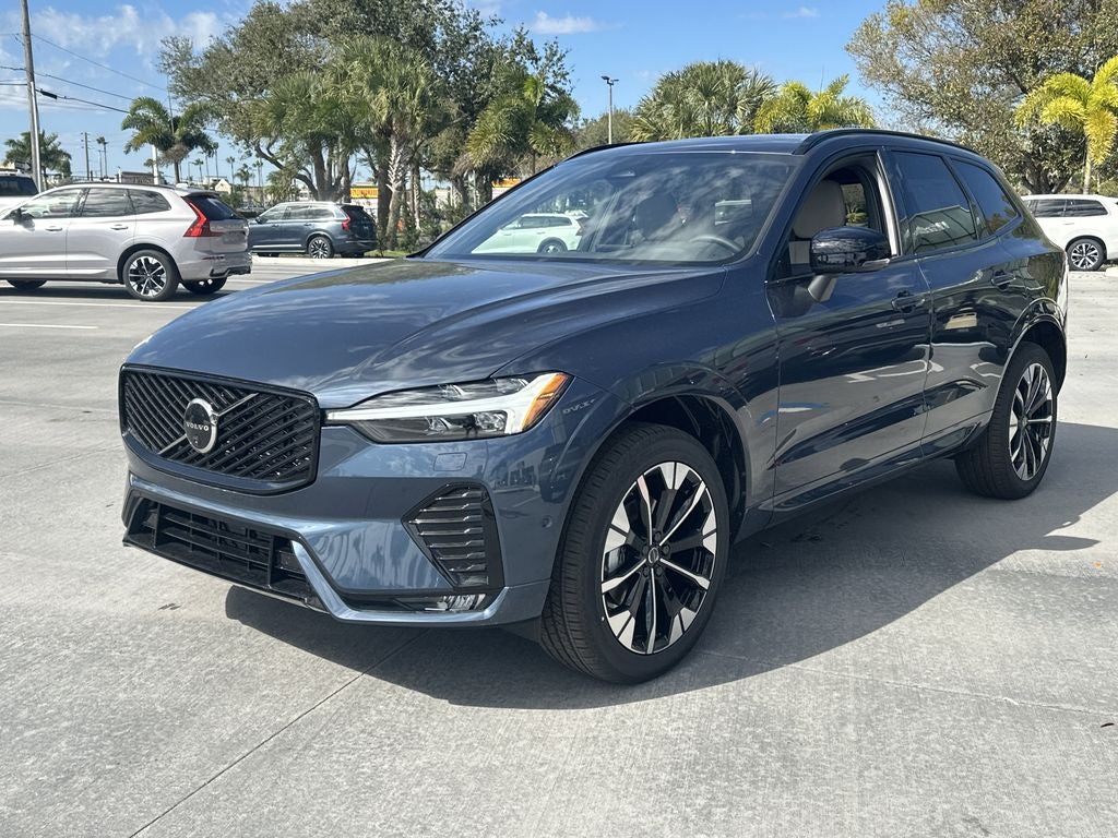 2026 Volvo XC60 B5 Plus