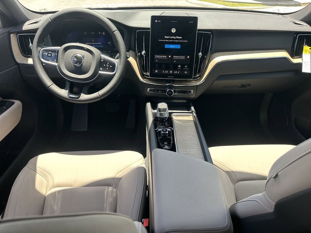 2026 Volvo XC60 B5 Plus