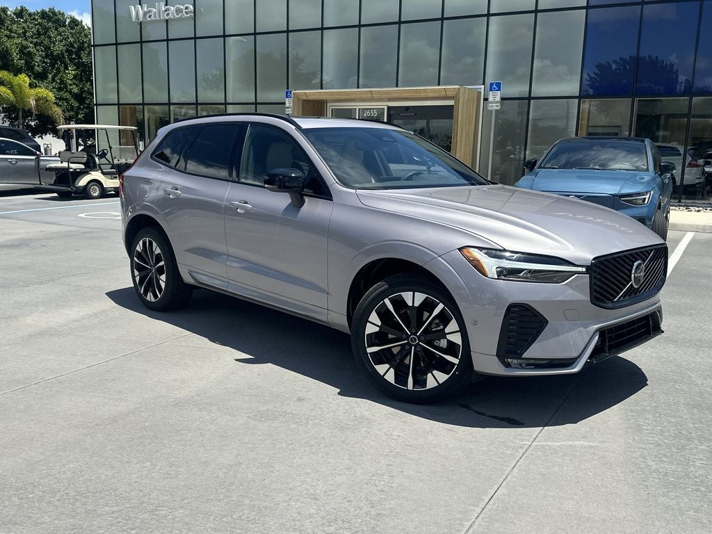 2026 Volvo XC60 B5 Plus