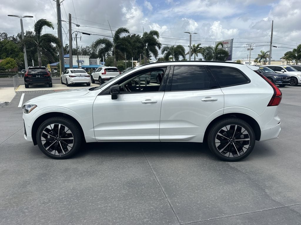 2026 Volvo XC60 B5 Plus