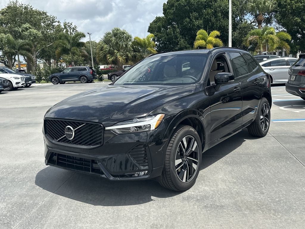 2026 Volvo XC60 B5 Plus
