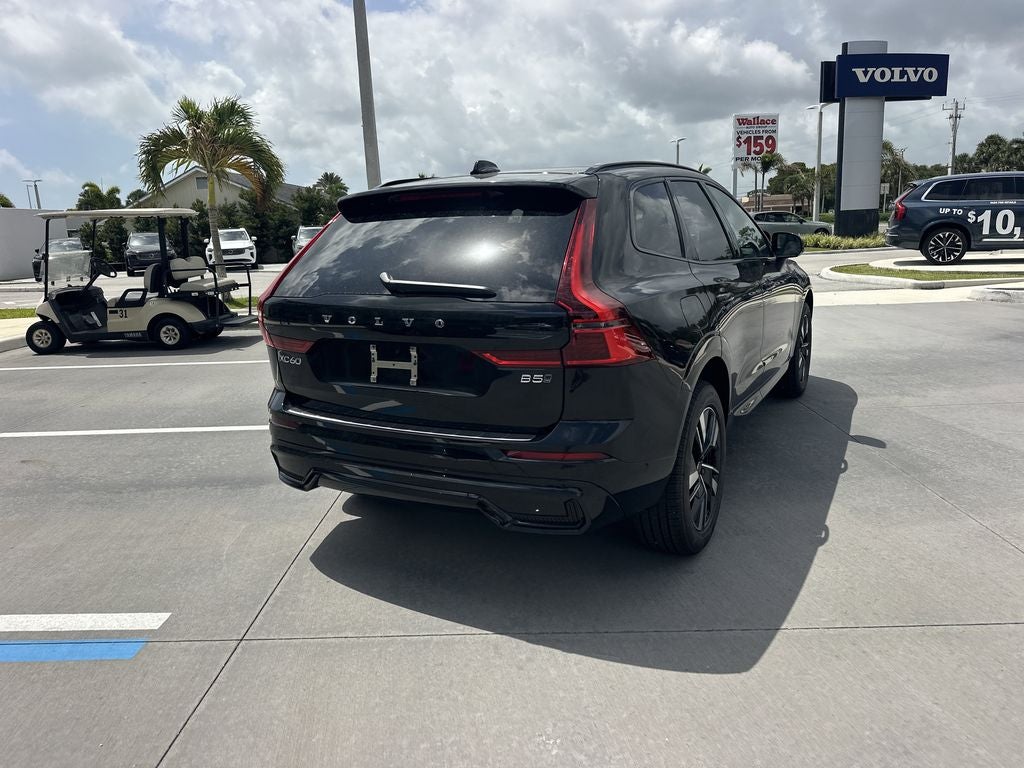 2026 Volvo XC60 B5 Plus