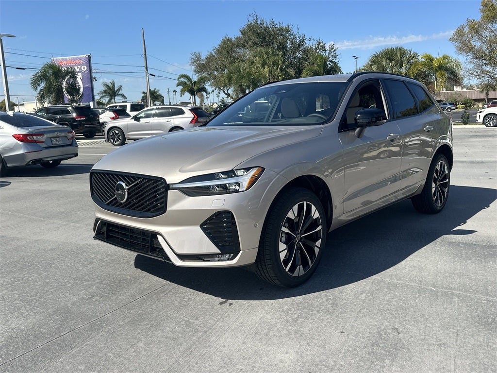 2026 Volvo XC60 B5 Plus