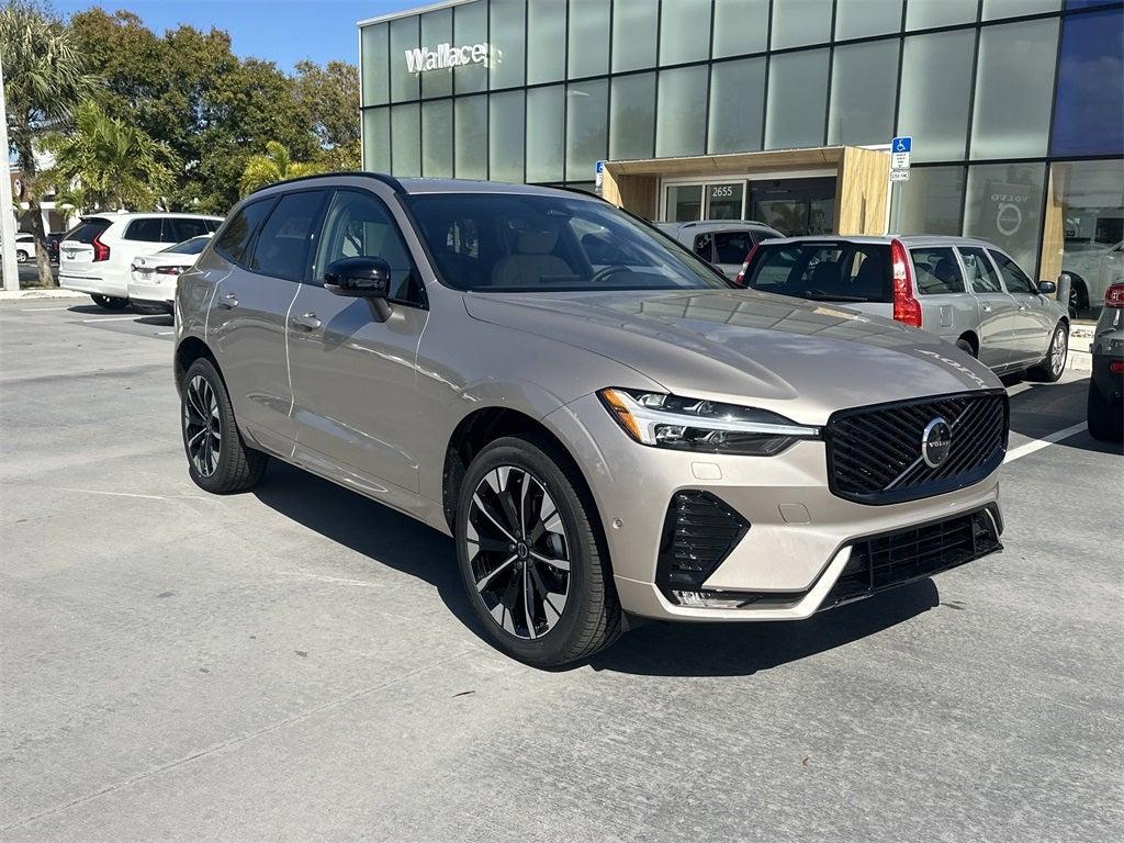 2026 Volvo XC60 B5 Plus