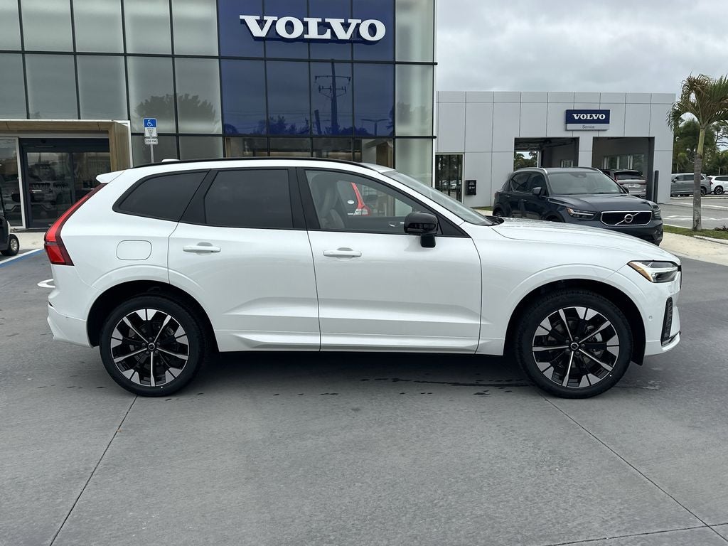 2026 Volvo XC60 B5 Plus